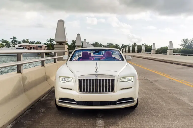 ROLLS-ROYCE DAWN SATIN RENTAL
Class: Ultra-Luxury ..