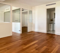 FOR RENT – INDEPENDENT OFFICE WITH SHOP WINDOW – F..