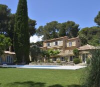 FOR SALE – CHARMING VILLA – ANTIBES – Exclusive Li..