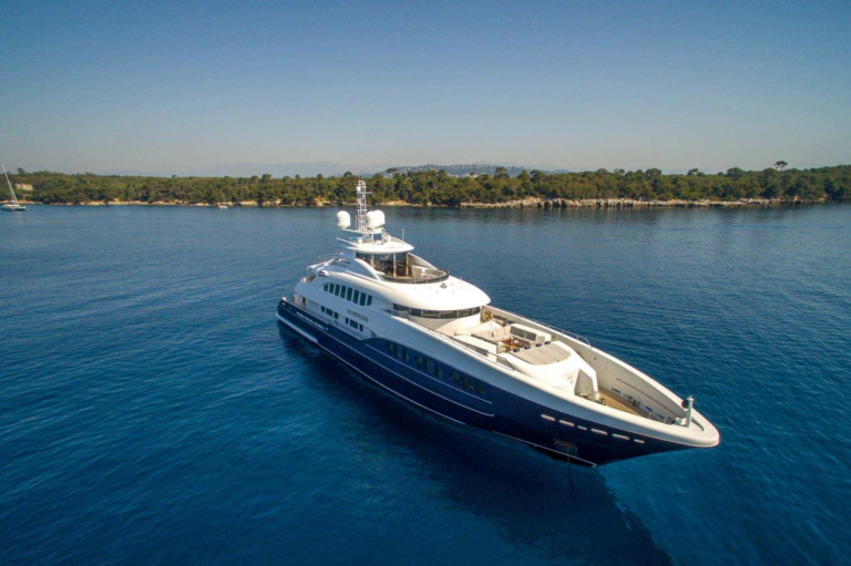 Yacht Charter – M/Y SIROCCO