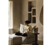 QUAX NURSING SIDE TABLE – OAK
Price: €199.00 (TTC)..