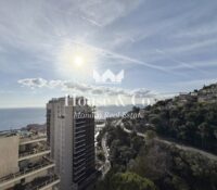 Renovated One-Bedroom Apartment with Sea-View Terrace – Le Bermuda Residence
