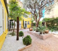 Duplex apartment with garden for sale in the heart of Cannes, close to the Croisette