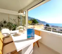 One bedroom apartment on the top floor of a prestigious building within the renowned district of Garavan