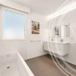 Apartment 3-room overview sea fully renovated – Gallery 6