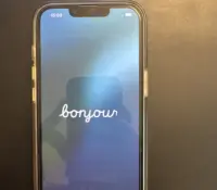 Iphone 14 Noir avec pellicule Bleu clair (amovible..