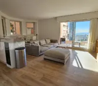 2BR IN LUXURY BUILDING WITH SWIMMING POOL