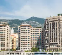 Stunning 4-room apartment with sea view – Memmo Center