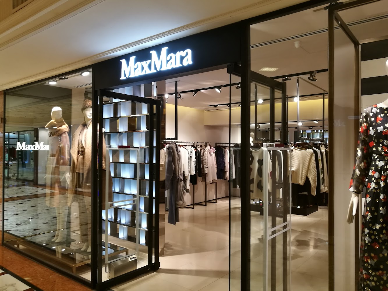 Max Mara