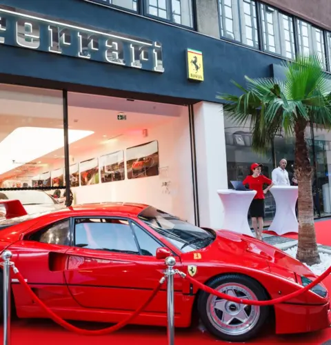 Scuderia Monte-Carlo Ferrari Occasions