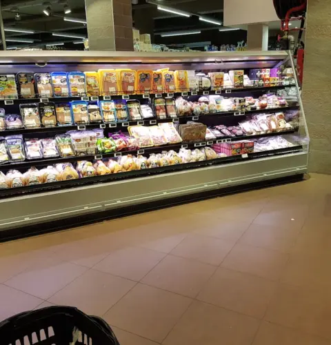 U Market