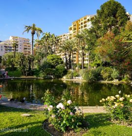 aux Canards Garden